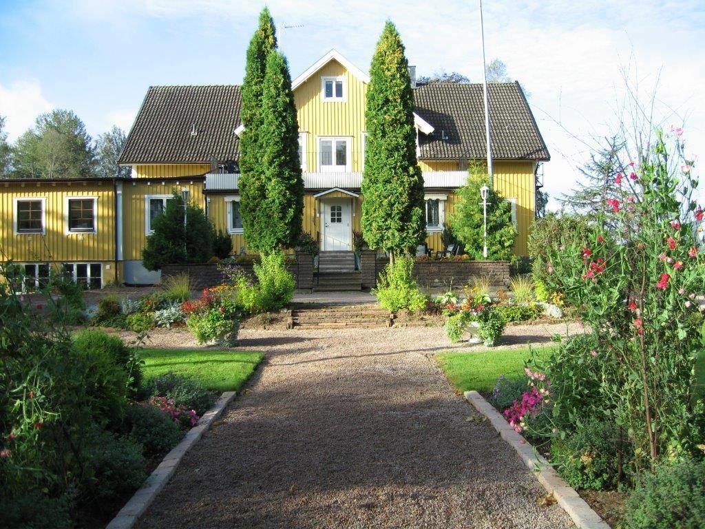 Vaenhems Cafe & Vandrarhem Korsberga Екстер'єр фото